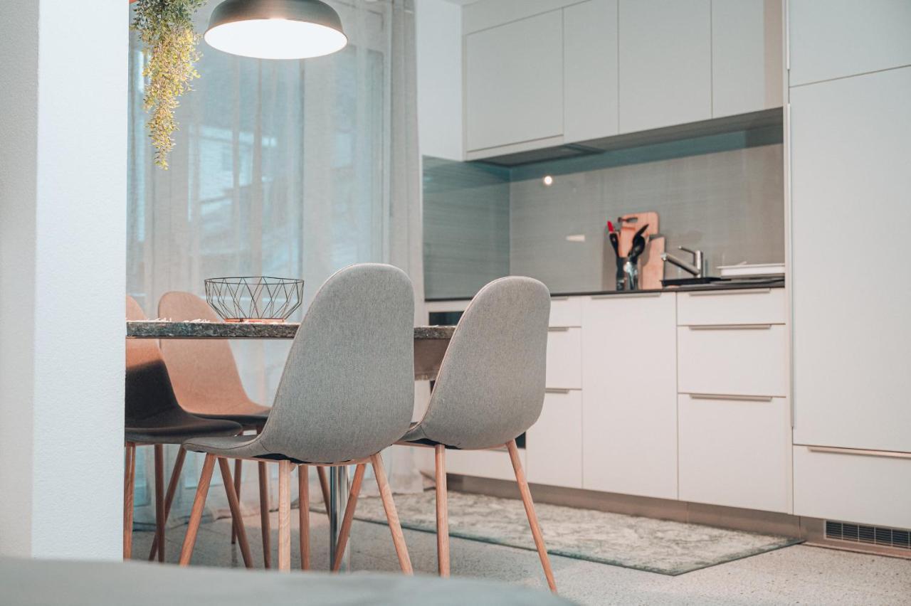 Central Apartment - Culture & Nightlife In One Visp Eksteriør billede