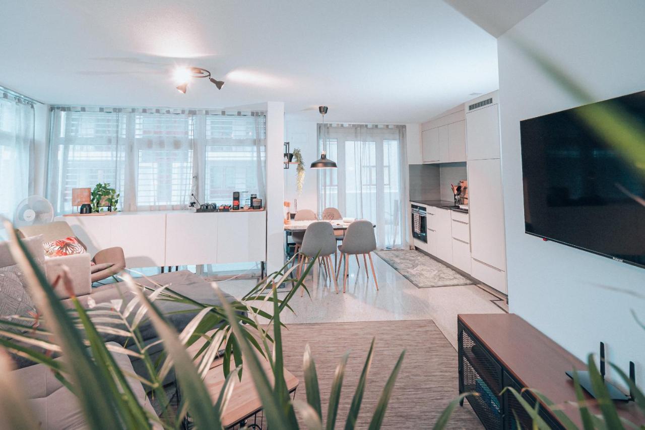 Central Apartment - Culture & Nightlife In One Visp Eksteriør billede